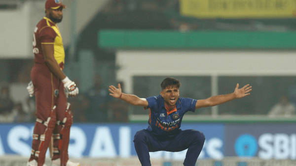 should-bishnoi-lbw-review-have-been-overturned-after-debatable-non-shot-from-pollard.Click to read full article.