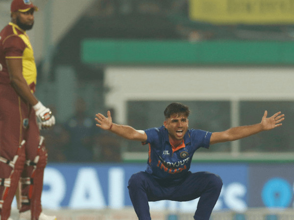 should-bishnoi-lbw-review-have-been-overturned-after-debatable-non-shot-from-pollard.Click to read full article.