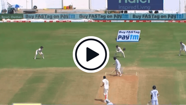 watch-ben-stokes-takes-a-stunning-one-handed-catch-at-slip.Click to read full article.