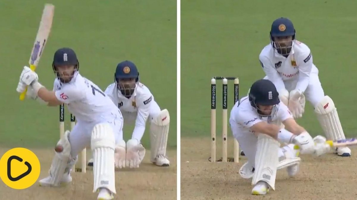 Ben Duckett out reverse sweeping