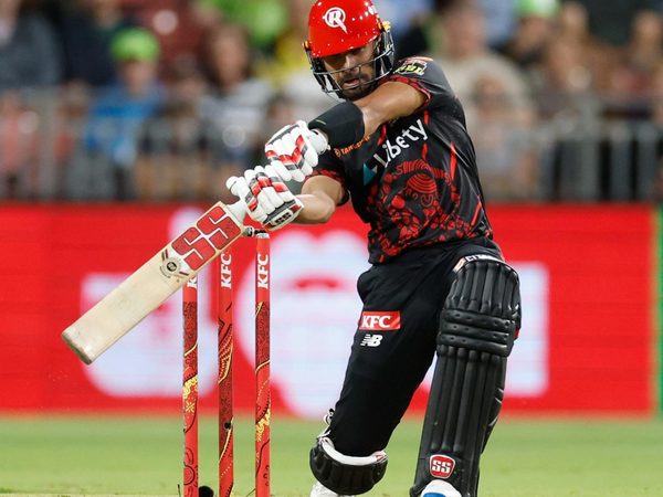 who-is-hassan-khan-the-usa-all-rounder-with-no-international-experience-lighting-up-franchise-cricket.Click to read full article.