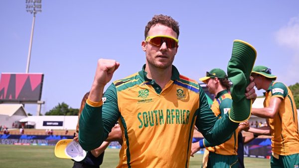 south-africa-may-be-unbeaten-but-their-fragilities-are-showing-through-the-cracks.Click to read full article.