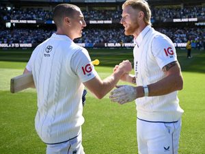 england-break-15-year-duck-ca-faces-heavy-price-five-talking-points-boxing-day-test.Click to read full article.