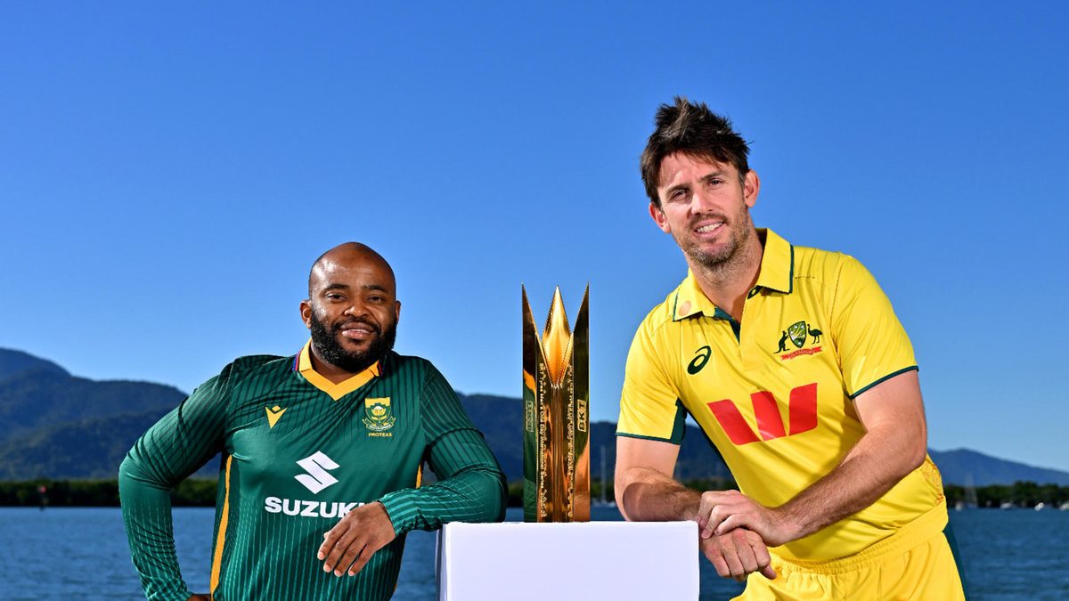 South Africa captain Temba Bavuma and Australia captain Mitchell Marsh of Australia pose for a photo during a media opportunity on August 18, 2025 in Cairns, Australia