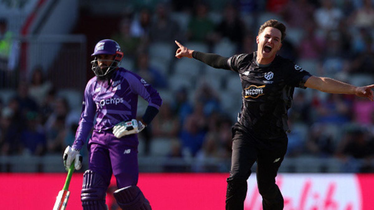 Sonny Baker of Manchester Originals celebrates taking the wicket of Jacob Duffy of Northern Superchargers to win the The Hundred match between Manchester Originals Men and Northern Superchargers Men at Emirates Old Trafford on August 17, 2025 in Manchester, England