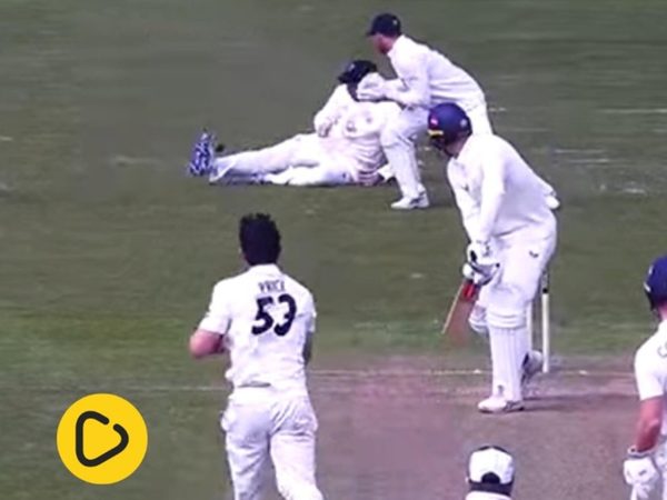 watch-zak-crawleys-poor-season-continues-after-freak-dismissal-off-australia-all-rounders-boot.Click to read full article.