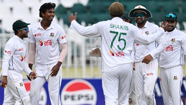 bangladesh-seamers-take-all-ten-for-the-first-time-in-tests-bowl-out-pakistan-for-172.Click to read full article.