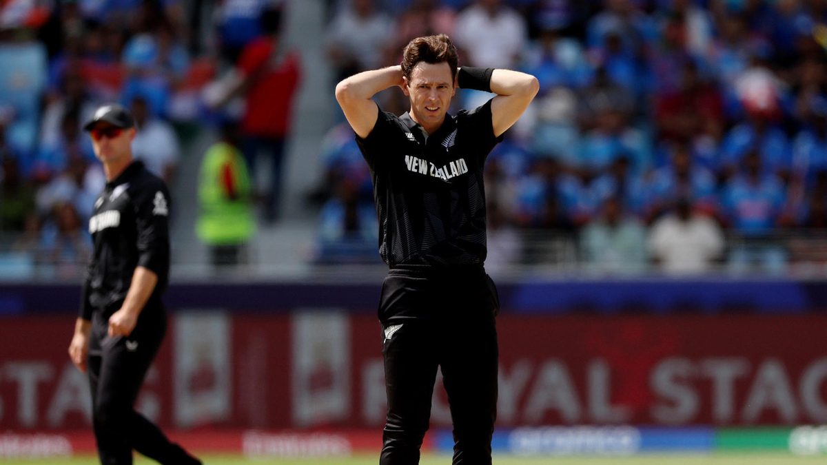 Matt Henry of New Zealand reacts during the ICC Champions Trophy 2025 match between New Zealand and India at Dubai International Cricket Stadium on March 02, 2025 in Dubai, United Arab Emirates