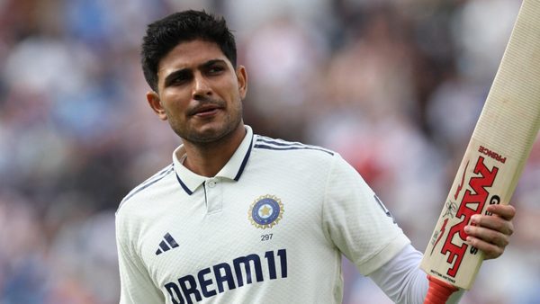 ravi-shastri-india-deserve-more-money.Click to read full article.