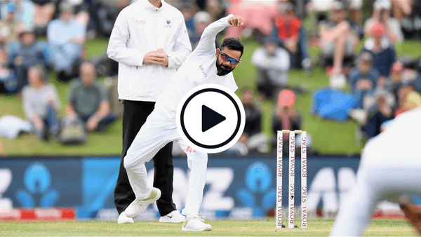 watch-virat-kohli-bowls-hooping-inswinger-in-intra-squad-warm-up-to-nearly-catch-out-kl-rahul.Click to read full article.