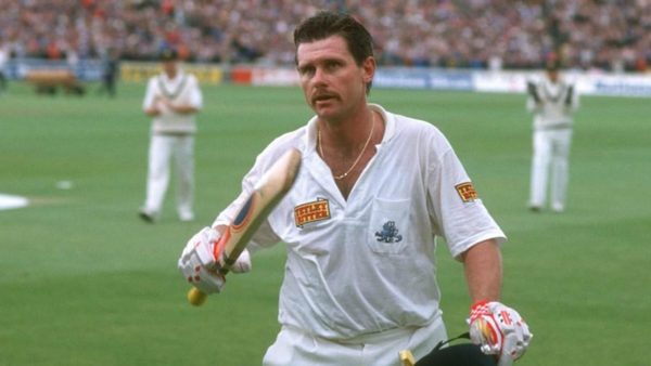 from-robin-smith-to-colin-milburn-10-unfortunate-england-careers.Click to read full article.