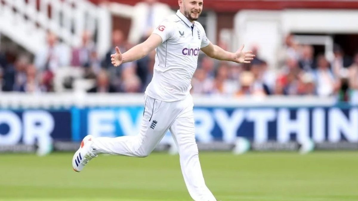 Best figures on England Test debut