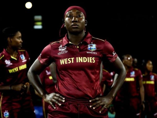 deandra-dottin-stafanie-taylor-sign-up-for-the-hundred.Click to read full article.