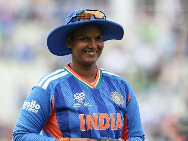 8-14-in-three-matches-india-spinner-deepti-sharma-overtakes-pakistan-record-breaker-t20i-rankings-amid-stunning-asia-cup-form.Click to read full article.