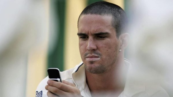 the-ten-famous-cricket-leaks-from-langers-private-mail-to-pietersens-banter.Click to read full article.