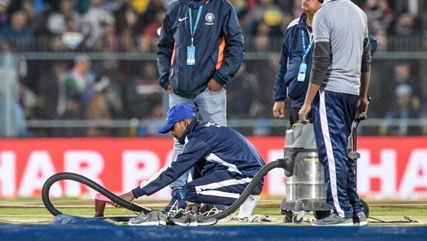 hairdryers-steam-irons-vacuum-cleaners-rain-india-sri-lanka-t20i.Click to read full article.