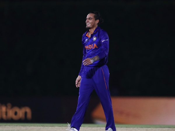 india-spin-duo-rahul-chahar-washington-sundar-face-off-final-county-championship-round.Click to read full article.
