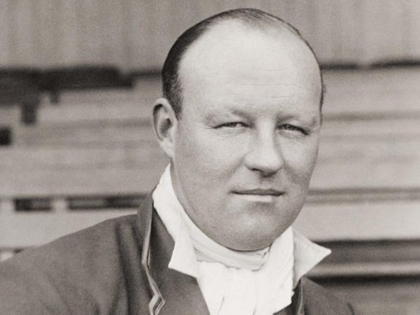 arthur-carr-nottinghamshires-bodyline-captain-almanack.Click to read full article.