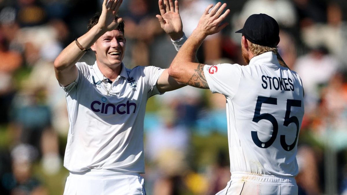 Matthew Potts and Ben Stokes celebrate a wicket on day one of the third England-New Zealand Test