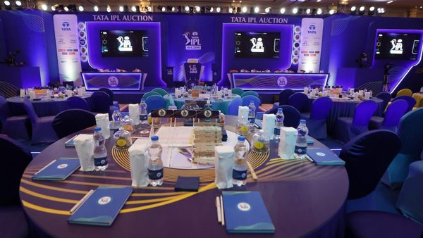 15-year-old-allah-mohammad-ghazanfar-youngest-cricketer-ipl-2023-auction.Click to read full article.