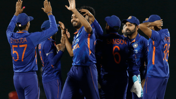 marks-out-of-10-player-ratings-for-india-after-their-t20i-series-win-against-sri-lanka.Click to read full article.