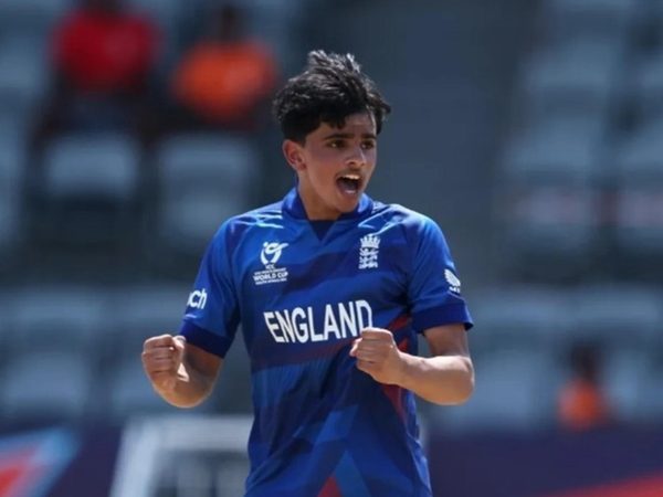 farhan-ahmed-16-year-old-brother-of-rehan-becomes-nottinghamshires-youngest-ever-county-championship-player.Click to read full article.