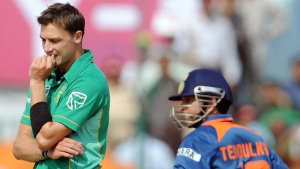 how-steyn-had-dead-lbw-appeal-denied-when-tendulkar-neared-200.Click to read full article.