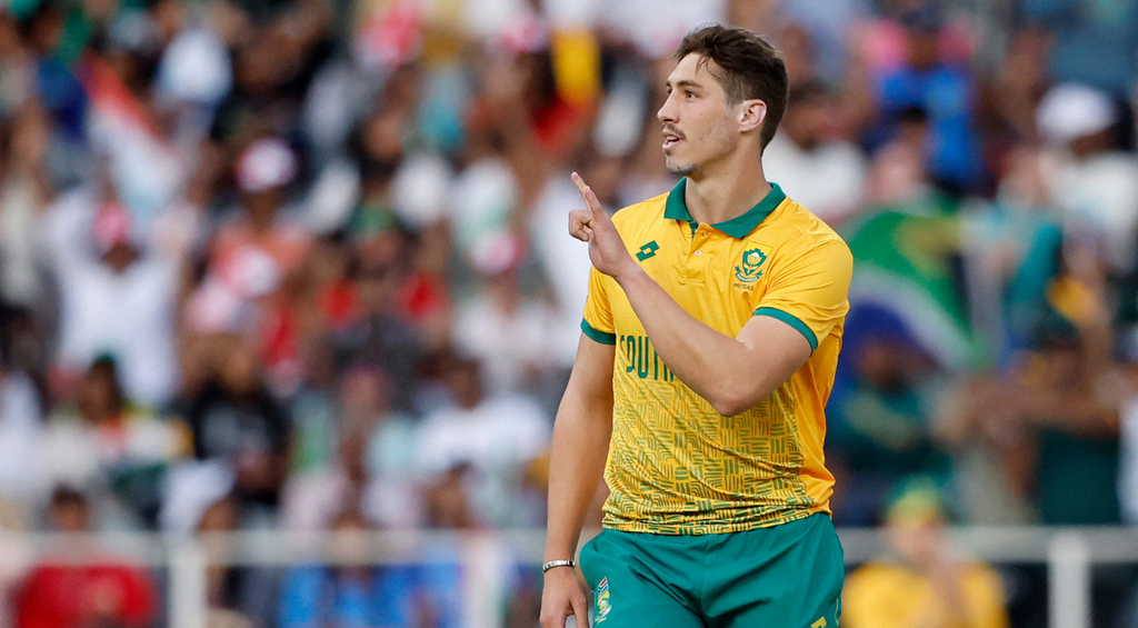 Who is Nandre Burger, the South African left-arm quick clocked at 92mph on T20I debut?