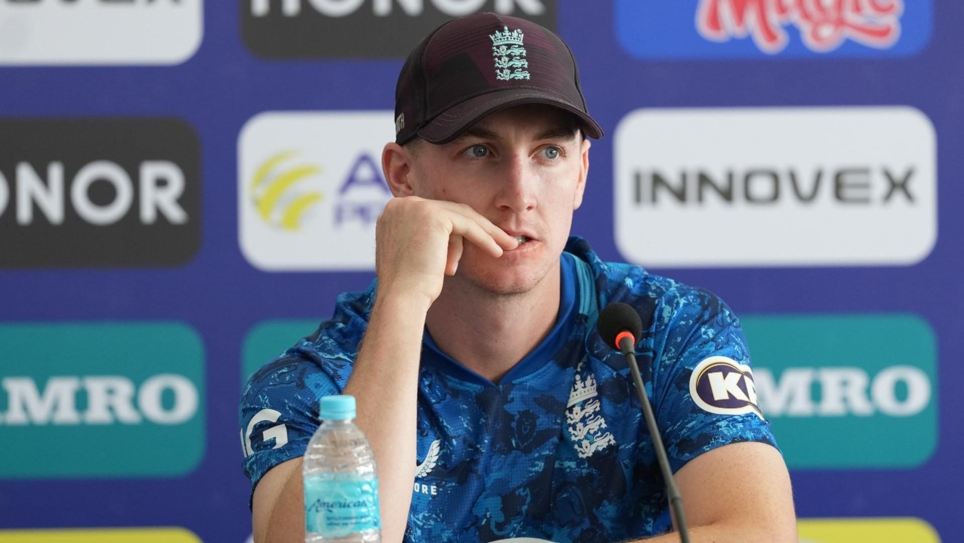 Minuman Keras, Penjaga, dan Permintaan Maaf Publik: Garis Waktu Wahyu Malam di Wellington di Inggris