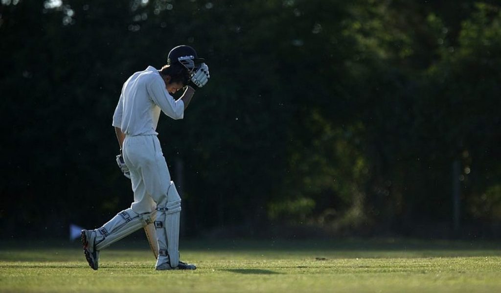 Sledging backfires as Australian club cricketer dislocates jaw