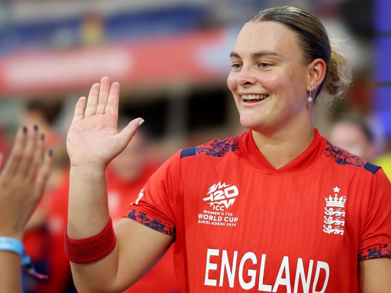 explained-why-dani-gibson-became-the-most-expensive-england-player-in-womens-hundred-history.Click to read full article.