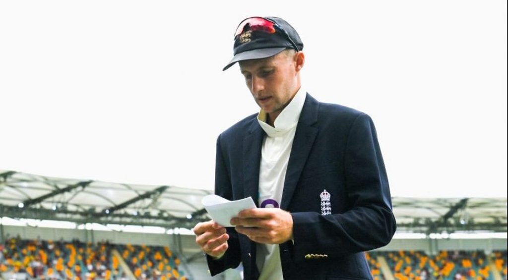 England’s toss decision crosses the fine line between being bold and injudicious