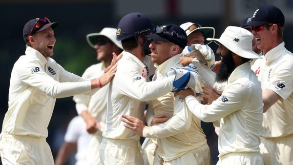 live-sri-lanka-v-england-third-test.Click to read full article.