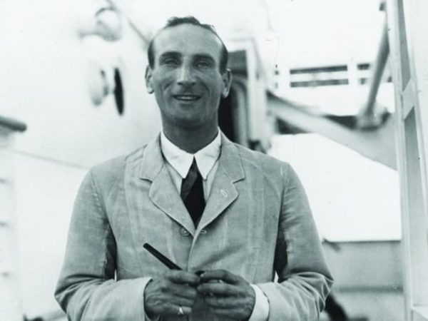 douglas-jardine-one-of-englands-best-captains-almanack.Click to read full article.