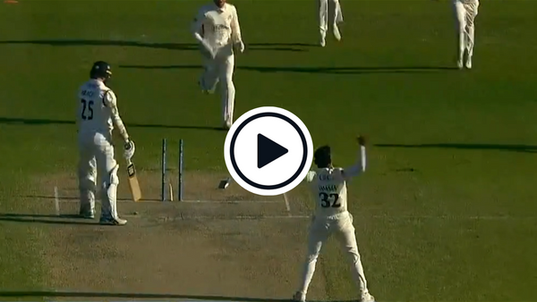 watch-hasan-ali-splits-middle-stump-in-two-with-rapid-yorker-in-county-championship-clash.Click to read full article.