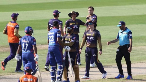 southee-ashwin-morgan-involved-in-heated-exchange-during-ipl-clash.Click to read full article.