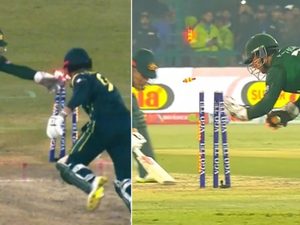 explained-why-the-wrong-handed-stumping-by-pakistan-wicketkeeper-khawaja-nafay-against-australia-should-have-been-not-out.Click to read full article.