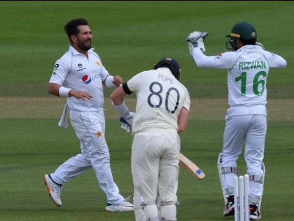 more-like-kumble-hussain-how-england-should-play-yasir-shah.Click to read full article.