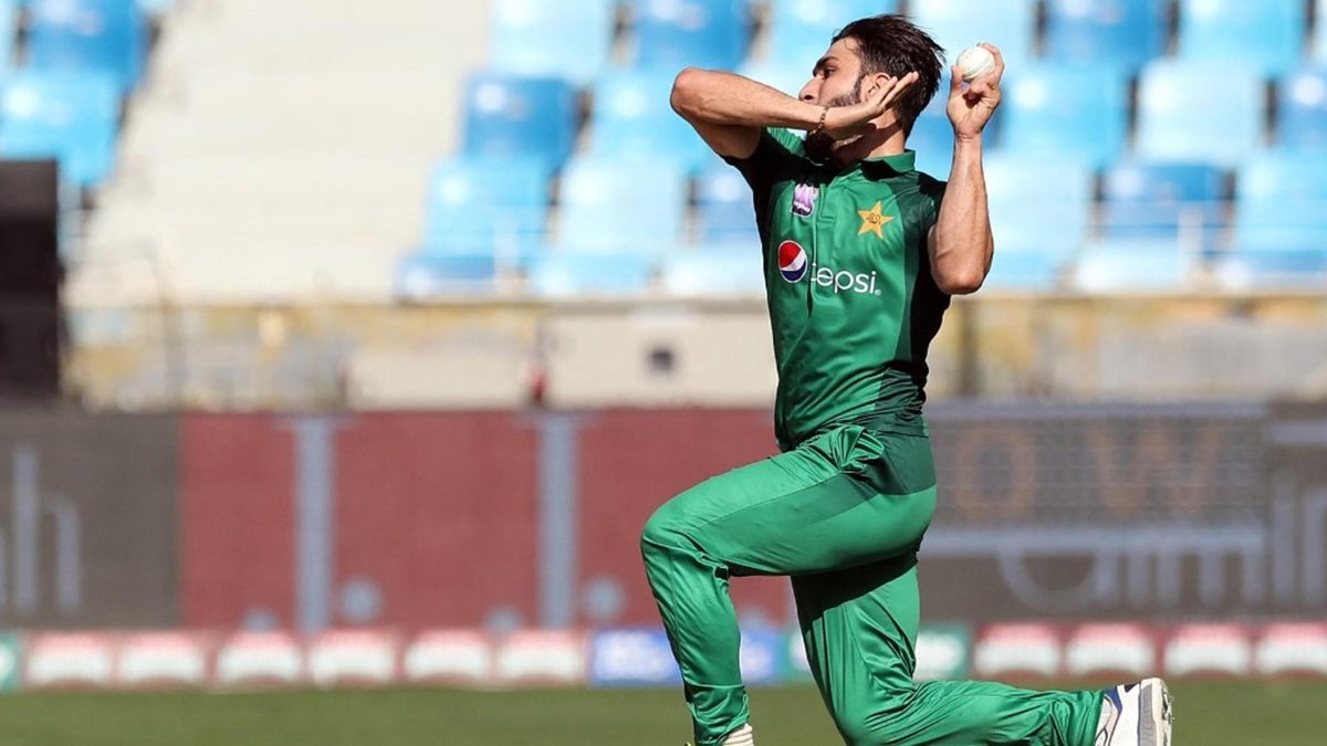 Usman Shinwari announced retirement