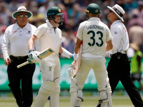 stev-smith-fumes-at-umpire-nigel-llong-over-dead-ball-call.Click to read full article.