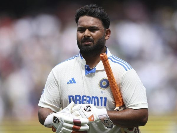 the-extraordinary-stat-that-shows-how-strange-rishabh-pants-fifth-day-dismissal-was.Click to read full article.