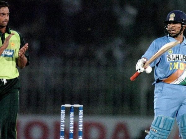 akhtar-sachin-six-akhtar-happy-world-cup-2003.Click to read full article.