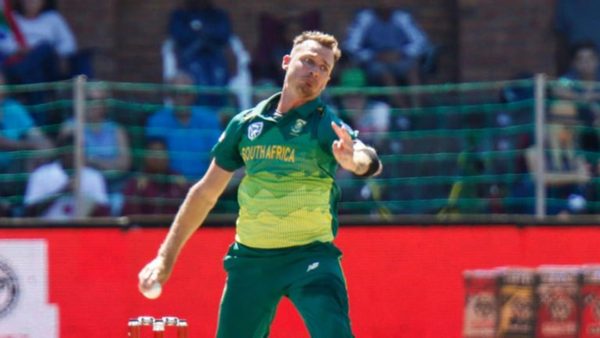 dale-steyn-suffers-shoulder-injury-ahead-world-cup.Click to read full article.