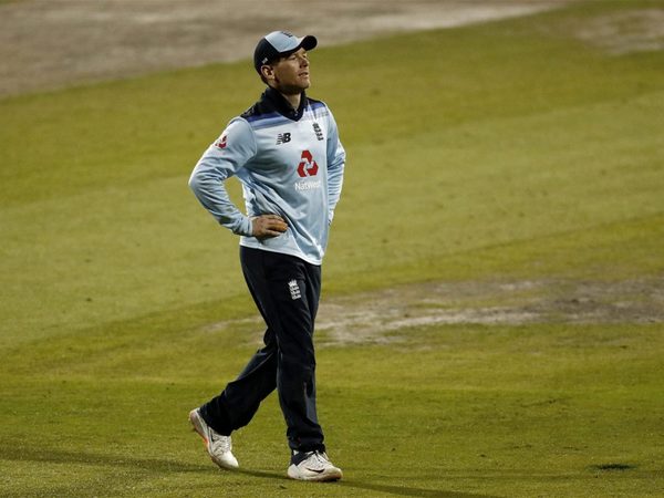 eoin-morgan-cops-flak-over-decision-to-give-adil-rashid-the-last-over-against-australia.Click to read full article.