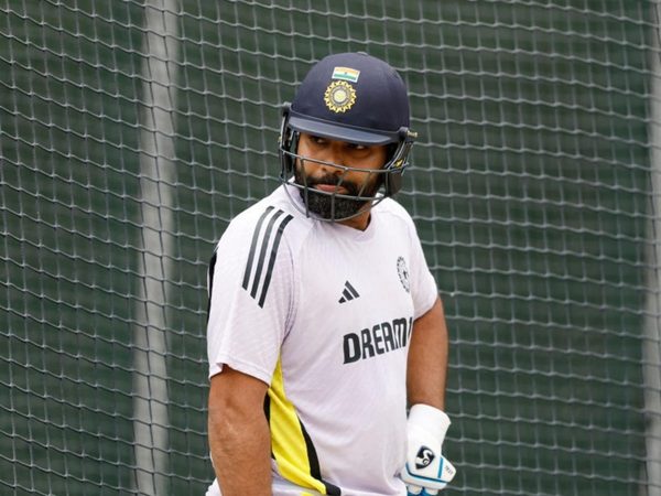india-quick-provides-update-on-rohit-sharmas-injury-ahead-of-boxing-day-test.Click to read full article.