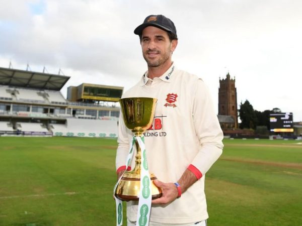 ryan-ten-doeschate-steps-down-as-essex-captain.Click to read full article.