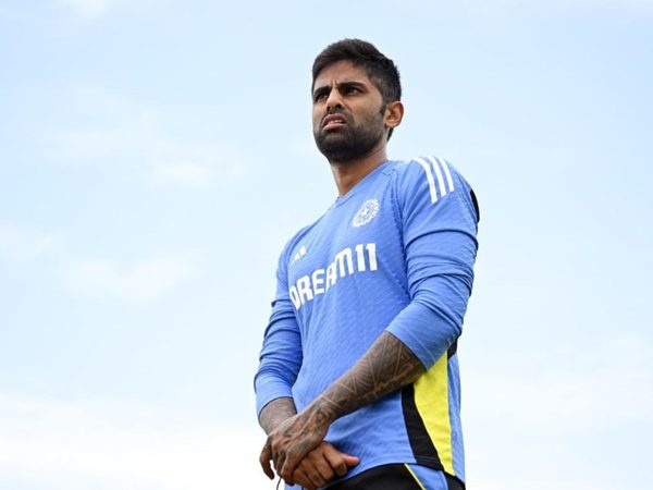 hand-injury-ends-suryakumar-yadavs-buchi-babu-match-days-ahead-of-duleep-trophy-opener.Click to read full article.