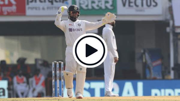 watch-rishabh-pants-relentless-pep-talk-behind-the-stumps.Click to read full article.