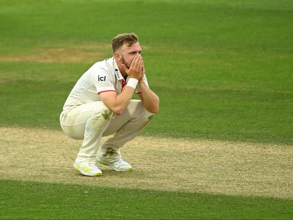 lancashire-and-essex-break-the-wrong-sort-of-records-in-ridiculous-low-scoring-county-championship-game.Click to read full article.