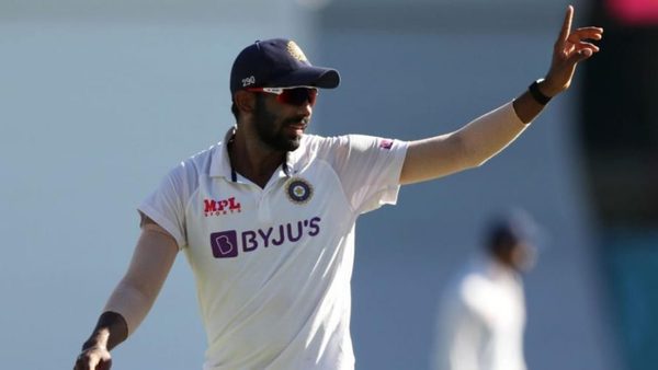 wisden-writers-pick-their-india-xis-for-the-pink-ball-test-against-england.Click to read full article.